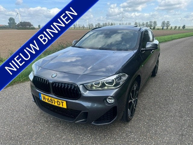 BMW X2 sDrive20i High Executive M-Sport Panodak Schaal Stoel, Auto's, X2, Euro 6, 1435 kg, SUV of Terreinwagen