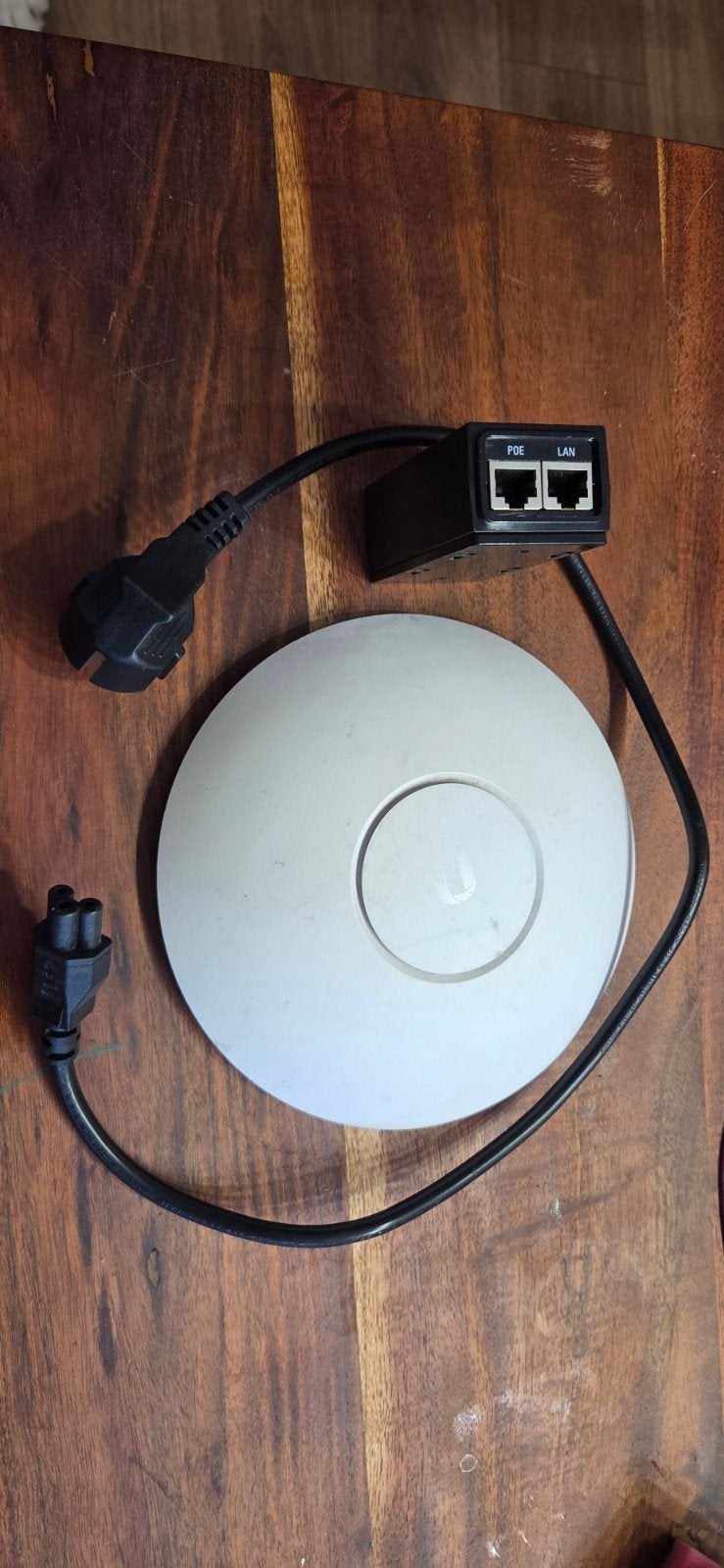 Ubiquiti UniFi AP AC LR Access Point met PoE-adapter, Ophalen of Verzenden, Gebruikt, Router, Ubiquiti UniFi