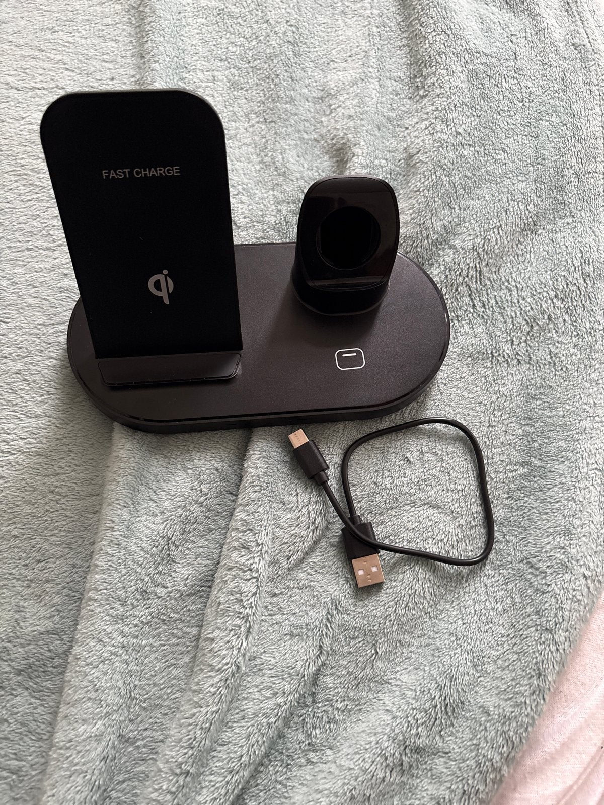 Draadloos oplaadstation voor telefoon en smartwatch, Ophalen, USB-C, Draadloze oplader, Zo goed als nieuw