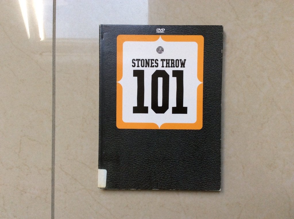 Stones Throw 101 DVD & Mix CD - Muziekvideo's & Extra's, Alle leeftijden, Inclusief doosje, Ophalen of Verzenden, Muziekvideo's
