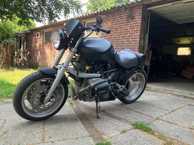 bmw r1100rs caferacer scrambler