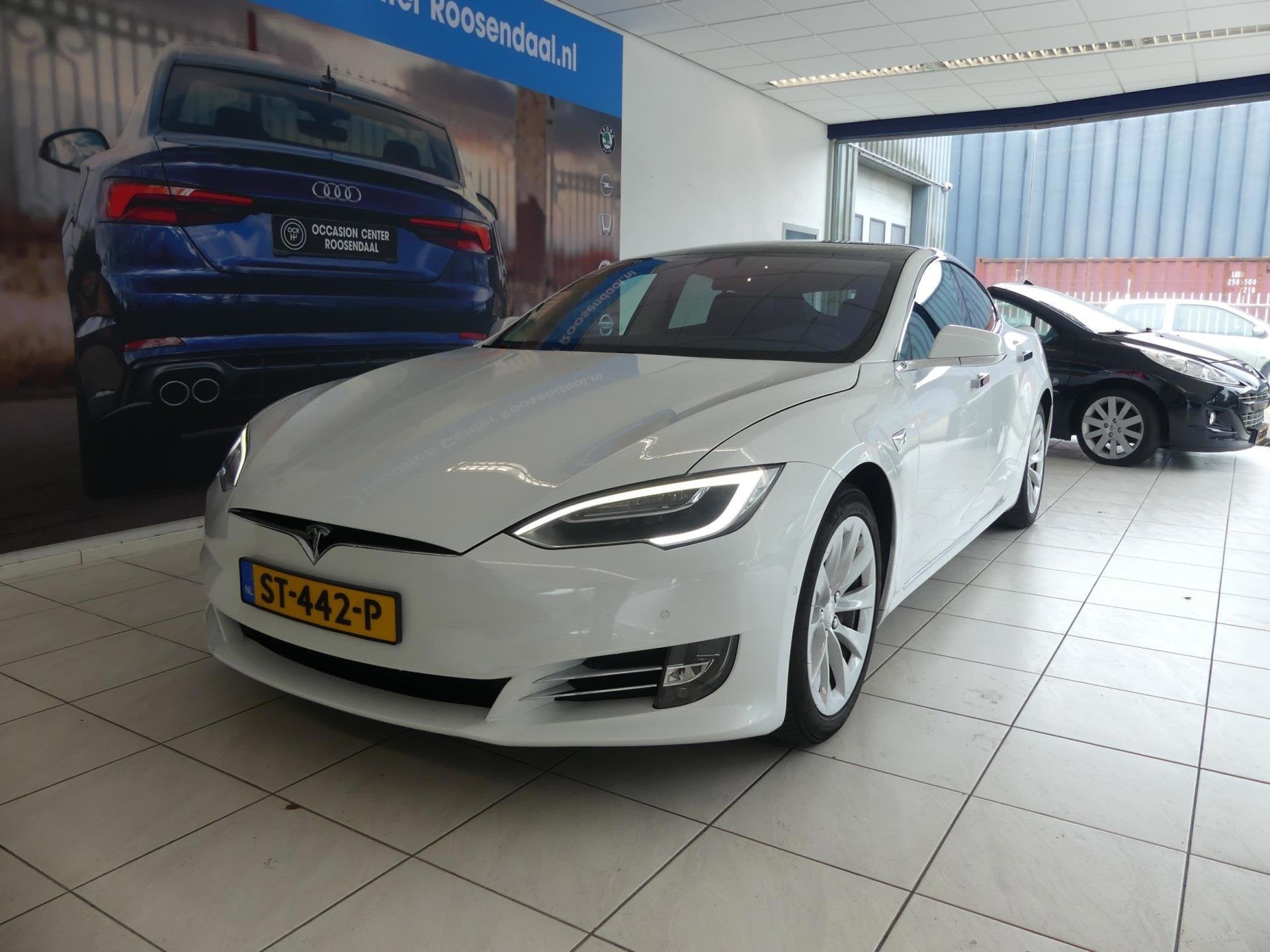 Tesla Model S 75D AWD Autopilot Navigatie Panoramdak Leder X, Auto's, Dealer onderhouden, Gebruikt, Zwart, Wit