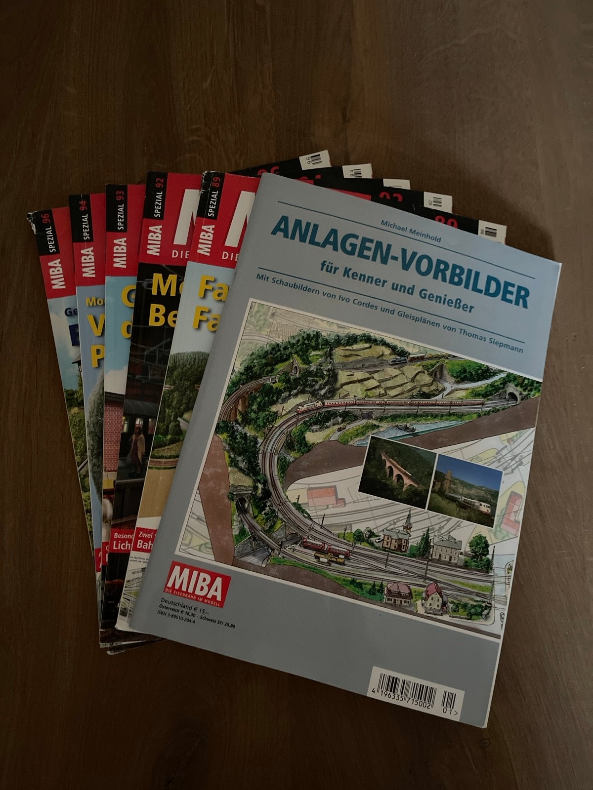 MIBA Spezial Tijdschriften en Anlagen-Vorbilder Boek, Hobby en Vrije tijd, Modeltreinen | H0, Ophalen of Verzenden, Gebruikt, Boek, Tijdschrift of Catalogus