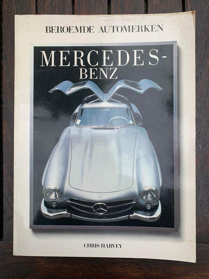 Mercedes Benz boek + folder gamma 1984, Ophalen of Verzenden, Zo goed als nieuw, Mercedes