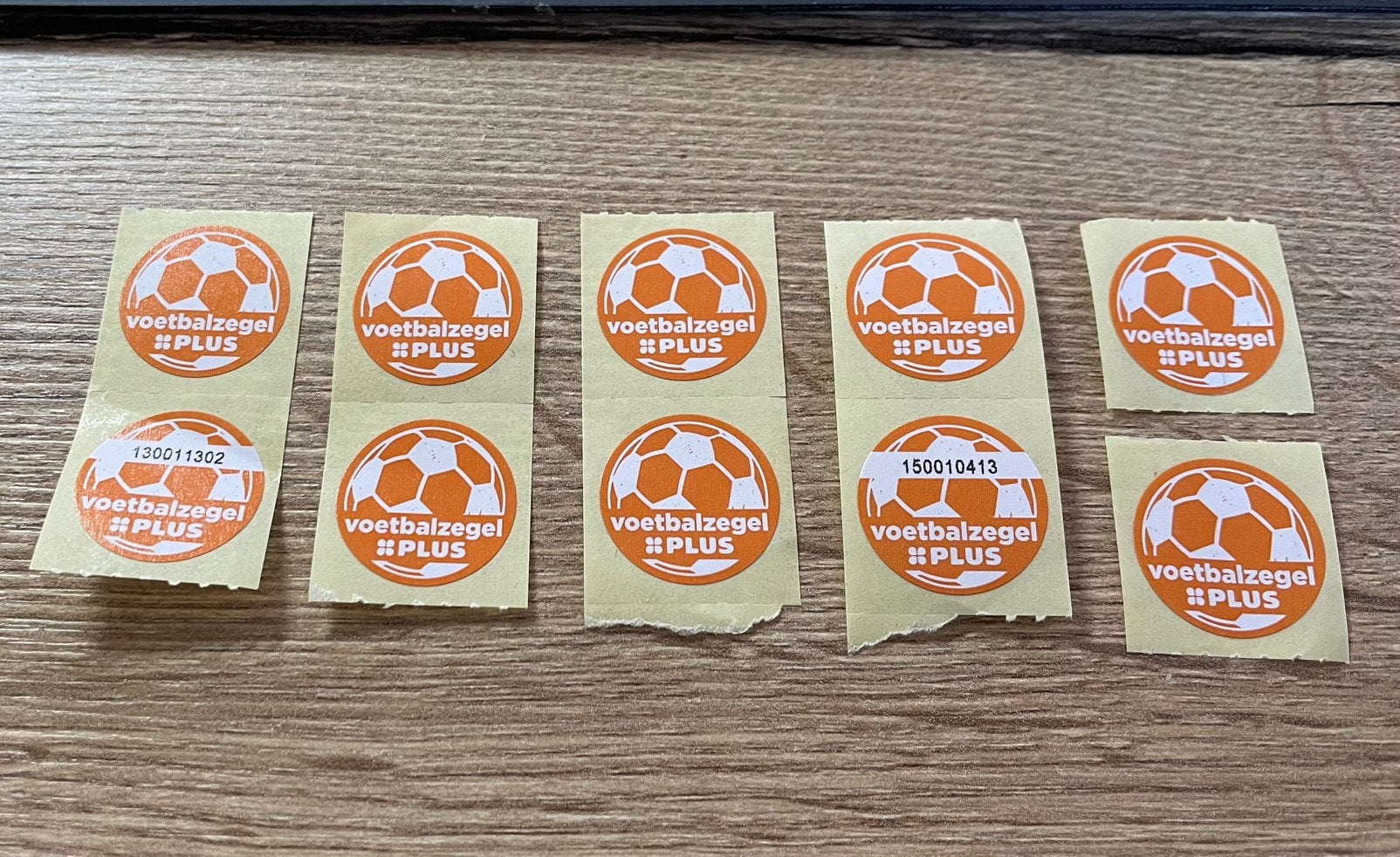 10 Voetbal zegels - Plus, Verzamelen, Supermarktacties, Plus, Ophalen of Verzenden