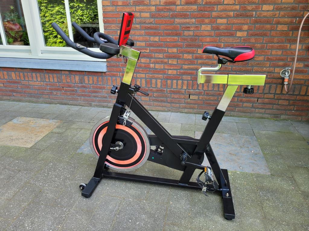 Fijne spinningbike, uitgebreid verstelbaar, goede staat, Ophalen of Verzenden, Spinningfiets