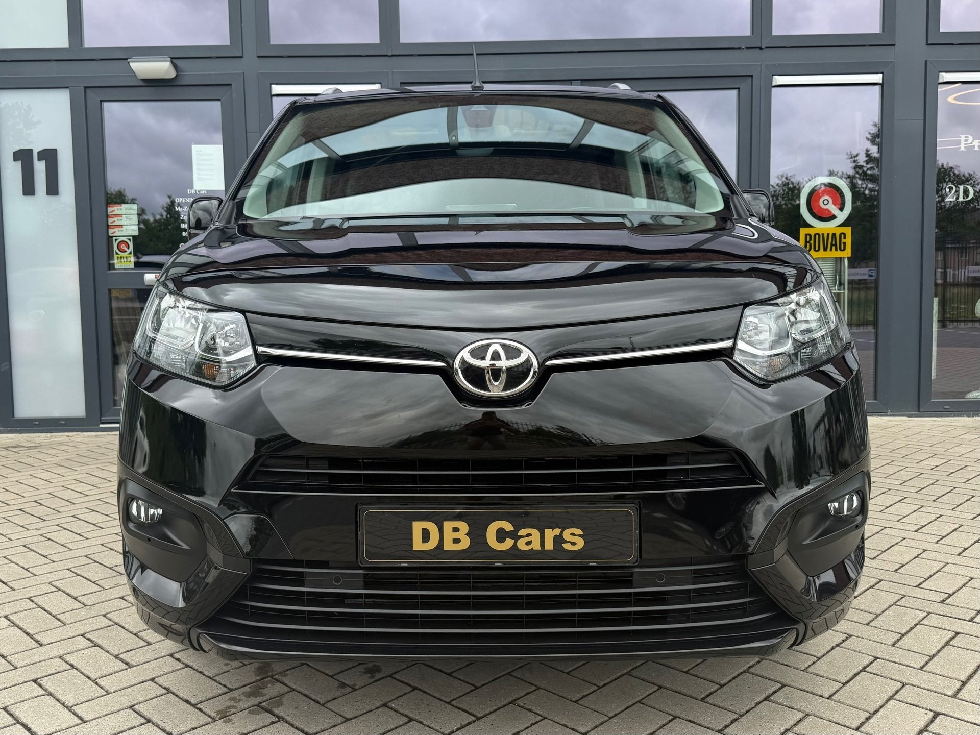 Toyota PROACE CITY VERSO 1.2 Turbo DynamicAutomaat,Pano,Came, Stof, Gebruikt, Zwart, 1199 cc