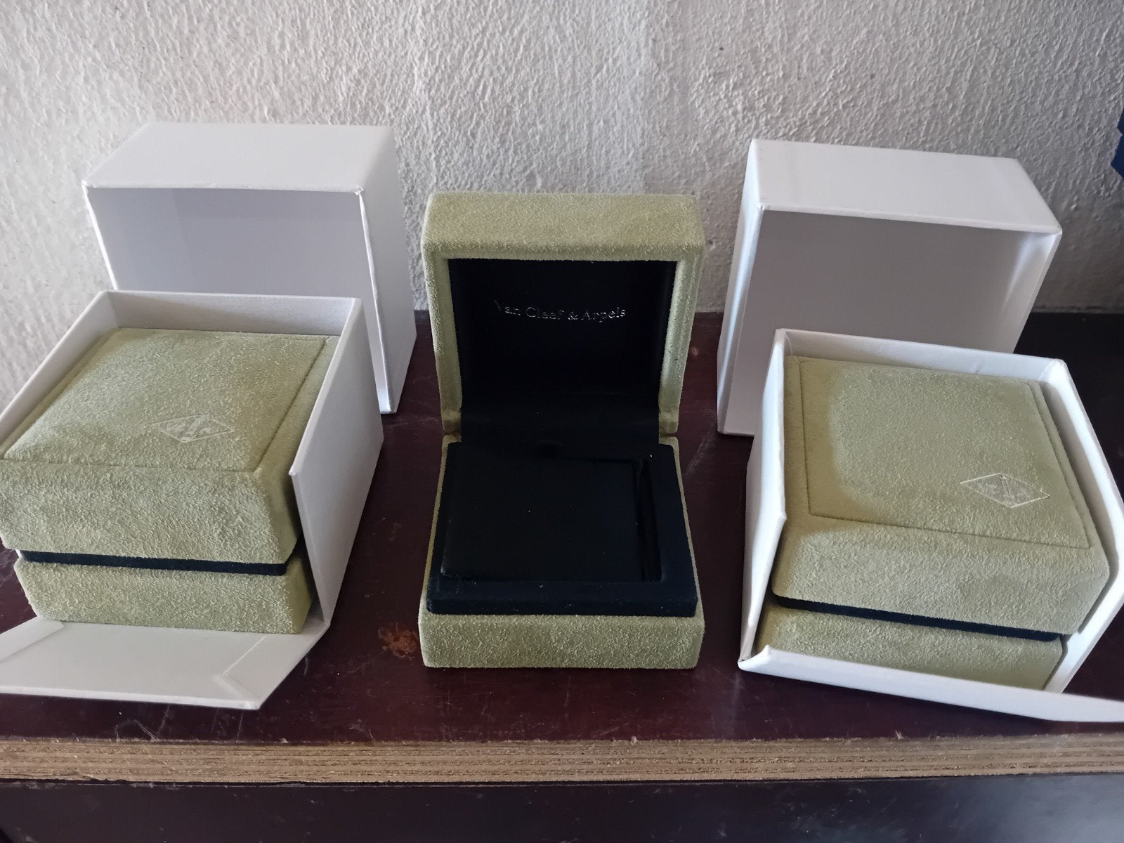 3x Van Cleef & Arpels ring juwelen doosjes, Overige materialen, Ophalen of Verzenden, Zo goed als nieuw, Dame