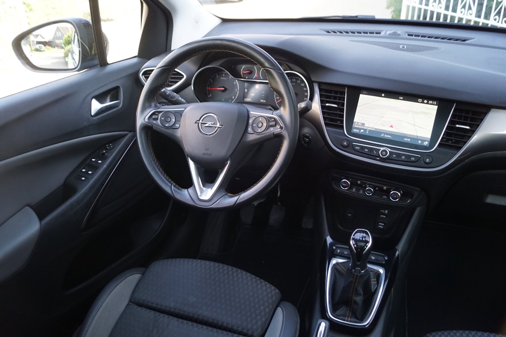 Opel Crossland X 1.2 Turbo Innovation Panodak Half Leder Spo, Auto's, Dealer onderhouden, 840 kg, Gebruikt, 1199 cc