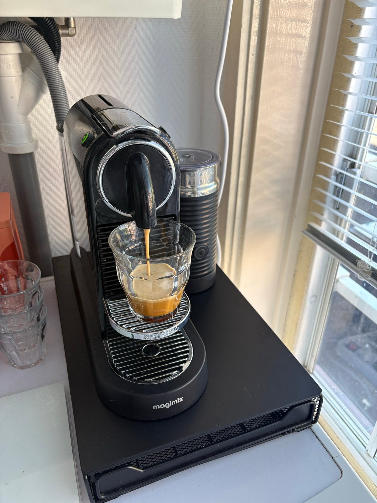 Nespresso Magimix citiz met Aeroccino 3 melkopschuimer, Espresso apparaat, Ophalen of Verzenden, Zo goed als nieuw, 1 kopje