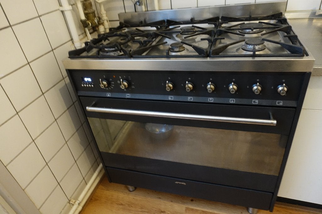 Smeg gasfornuis met oven - 90 cm, Ophalen, Gebruikt, 60 cm of meer, Gas