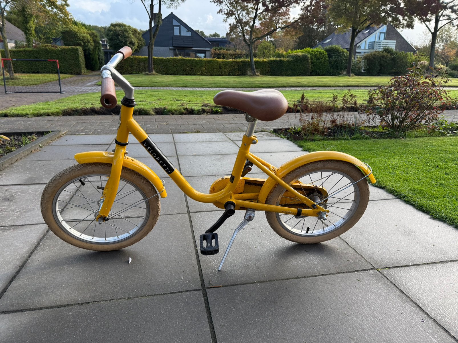 Veloretto kinderfiets geel, Ophalen, Gebruikt, Terugtraprem, 16 tot 20 inch