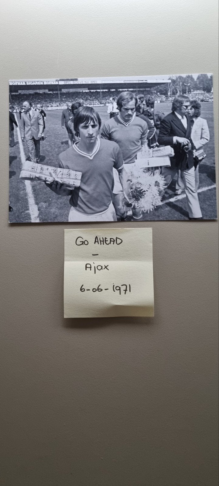 Foto Johan Cruyff (Go Ahead - Ajax) 1971, Verzamelen, Sportartikelen en Voetbal, Ophalen of Verzenden, Zo goed als nieuw, Ajax
