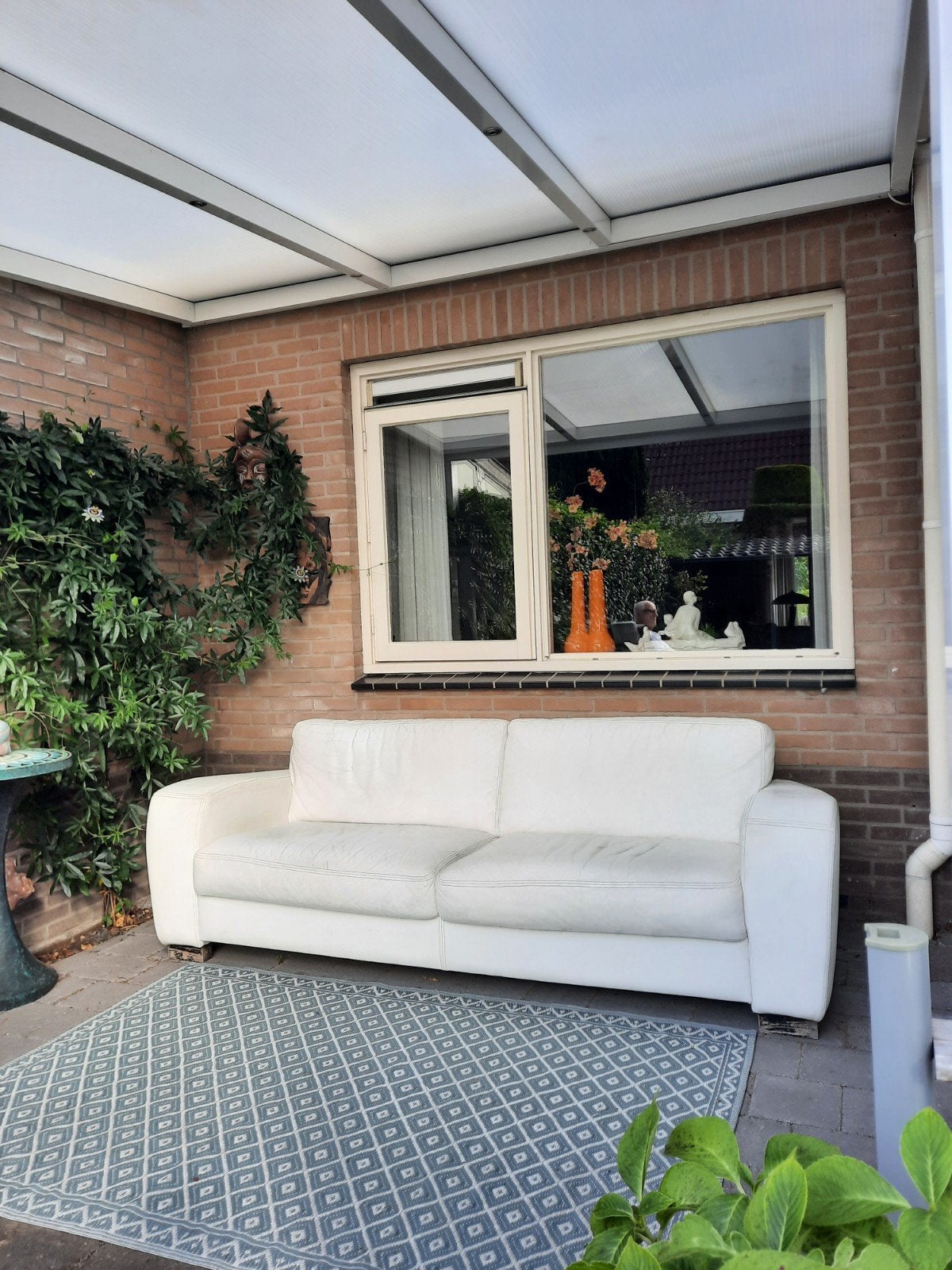 Bank wit leer., Ophalen, Gebruikt, Driepersoons, Rechte bank