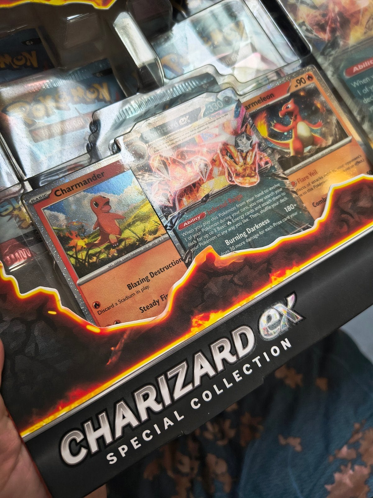 Pokémon TCG: Charizard ex Special Collection Box, Hobby en Vrije tijd, Verzamelkaartspellen | Pokémon, Ophalen of Verzenden, Nieuw