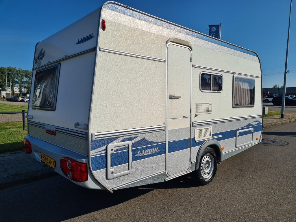 Fendt Saphir 420 Q, Caravans en Kamperen, Caravans, Overige typen, Bedrijf, Treinzit, 750 - 1000 kg