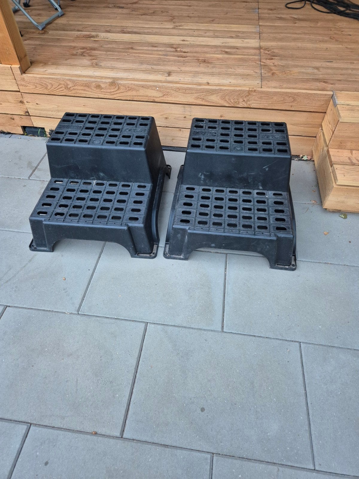 MGI Opstapje / Trapje - Set van 2, Ophalen, Minder dan 2 meter