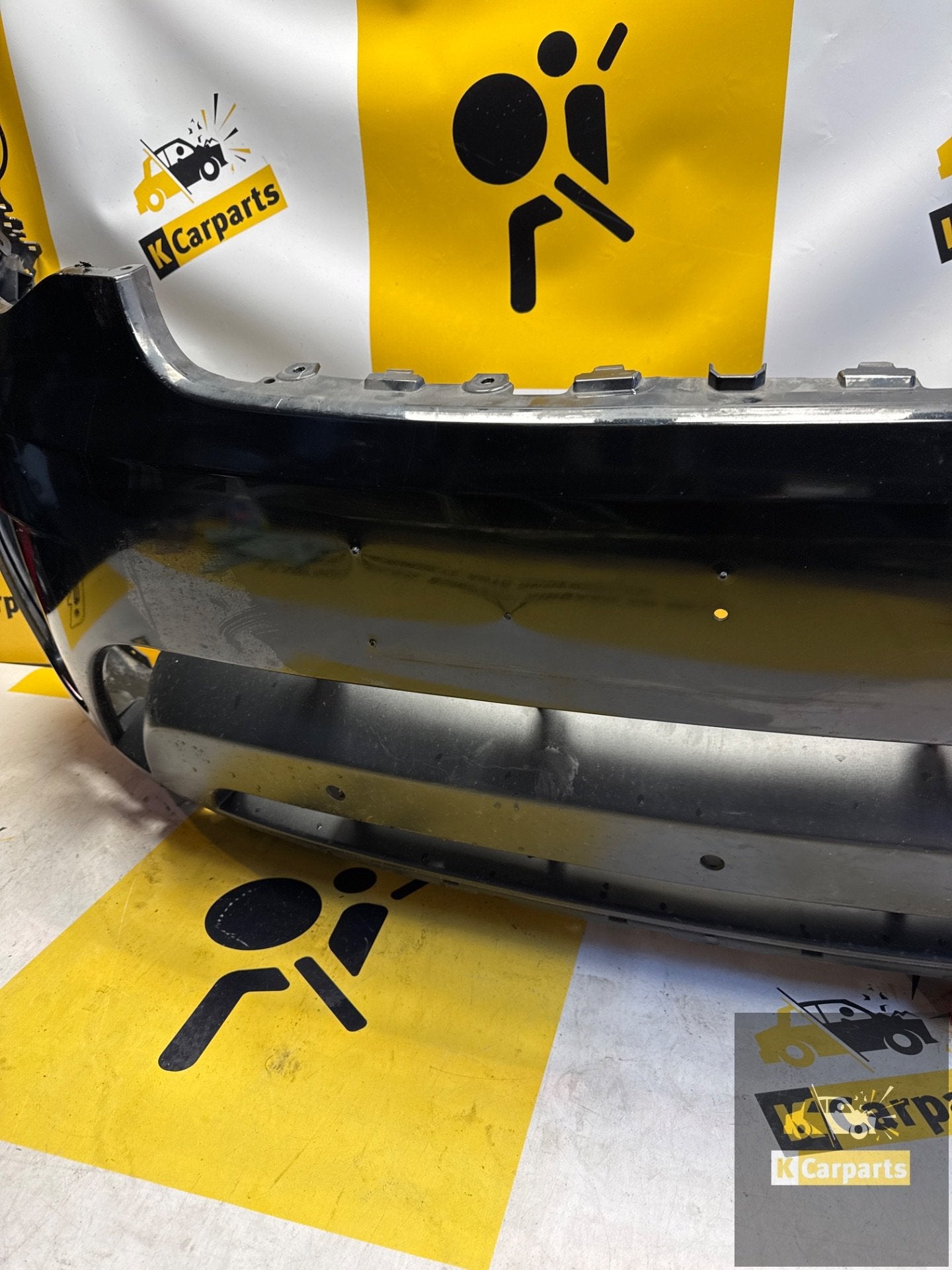 land rover discovery 5 v after Voorbumper hy32-17f003-aaw, Info@fabrikant.eu, Ophalen of Verzenden, Bumper, Fabrikant BV