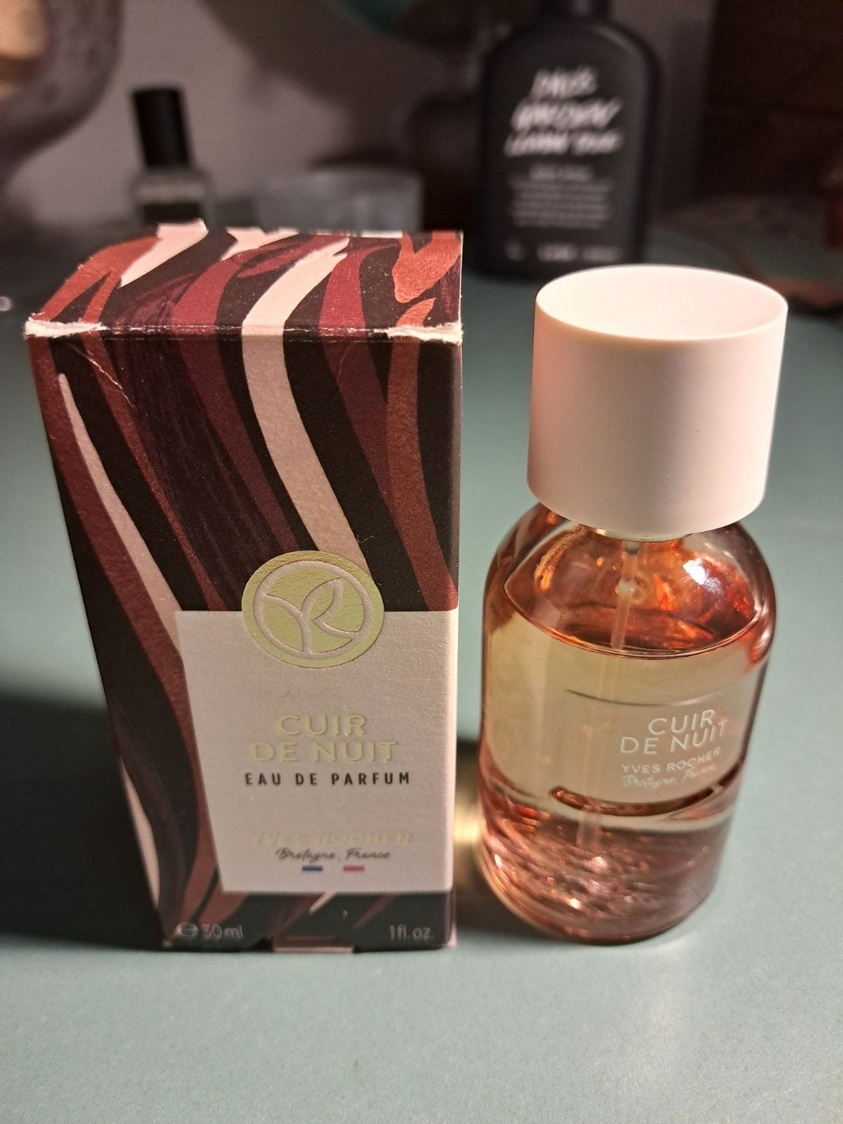 Yves Rocher Cuir de Nuit Eau de Parfum 30ml, Sieraden, Tassen en Uiterlijk, Uiterlijk | Parfum, Zo goed als nieuw, Ophalen of Verzenden