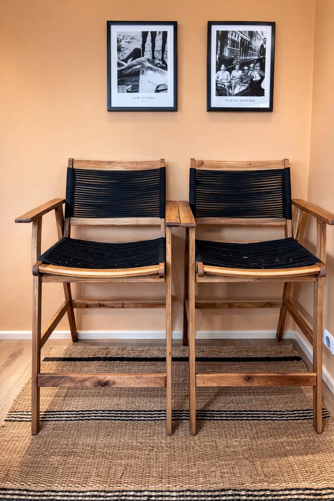 Set van 2 houten barstoelen, Met voetsteun, Nieuw, Ophalen of Verzenden, 90 cm of meer