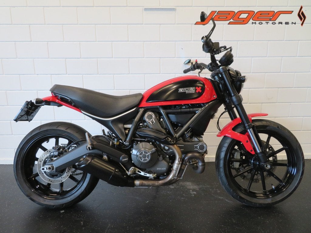 Ducati SCRAMBLER 800 ICON CLASSIC HISTORIE (bj 2016), Bedrijf, Toermotor