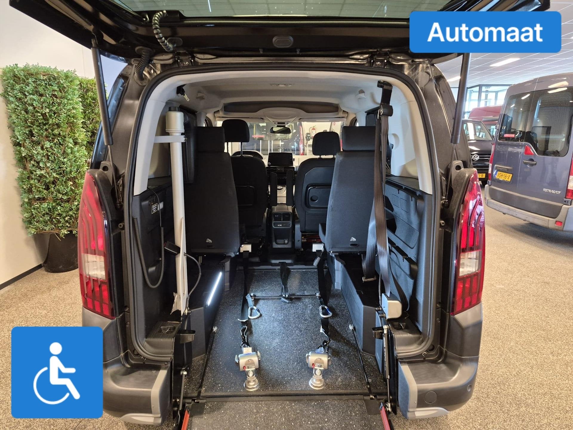 Peugeot Rifter L1 Rolstoelauto Automaat 4+1, Automaat, 12 maanden, Stof, Gebruikt
