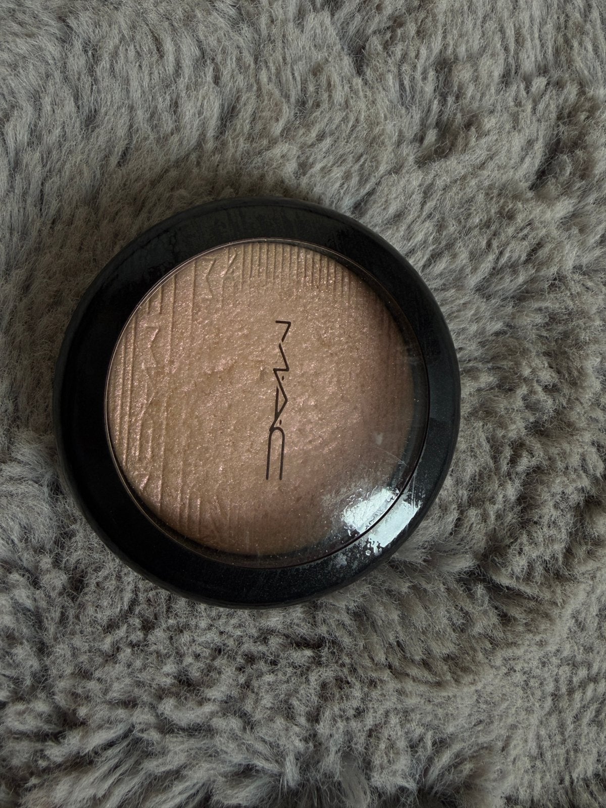 MAC highlighter Show Gold, Sieraden, Tassen en Uiterlijk, Uiterlijk | Cosmetica en Make-up, Ophalen of Verzenden, Zo goed als nieuw