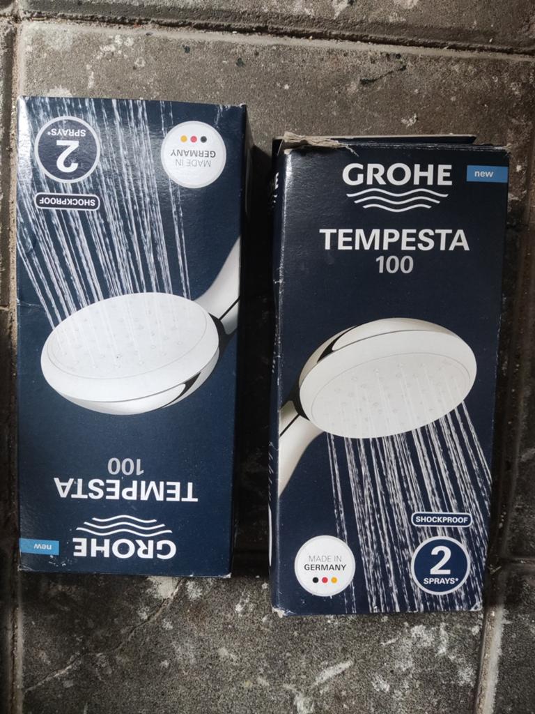Nieuwe Grohe Tempesta 100 handdouche (2 stuks), Ophalen