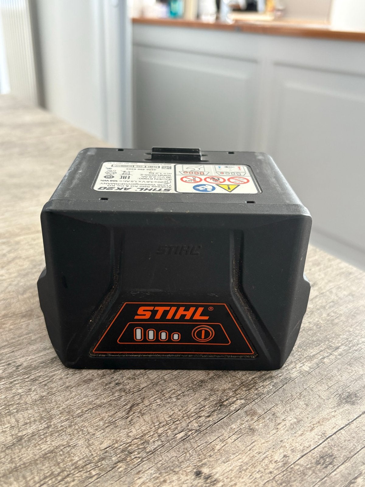 Stihl AK 20 Accu, Ophalen of Verzenden, Zo goed als nieuw