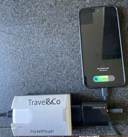 Travel&Co PocketPower van 12 naar 220 volt, Ophalen of Verzenden, Zo goed als nieuw