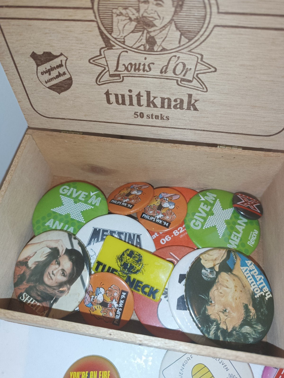 Grote partij vintage buttons/speldjes jaren '70/'80/'90, Verzamelen, Ophalen of Verzenden, Gebruikt, Overige onderwerpen