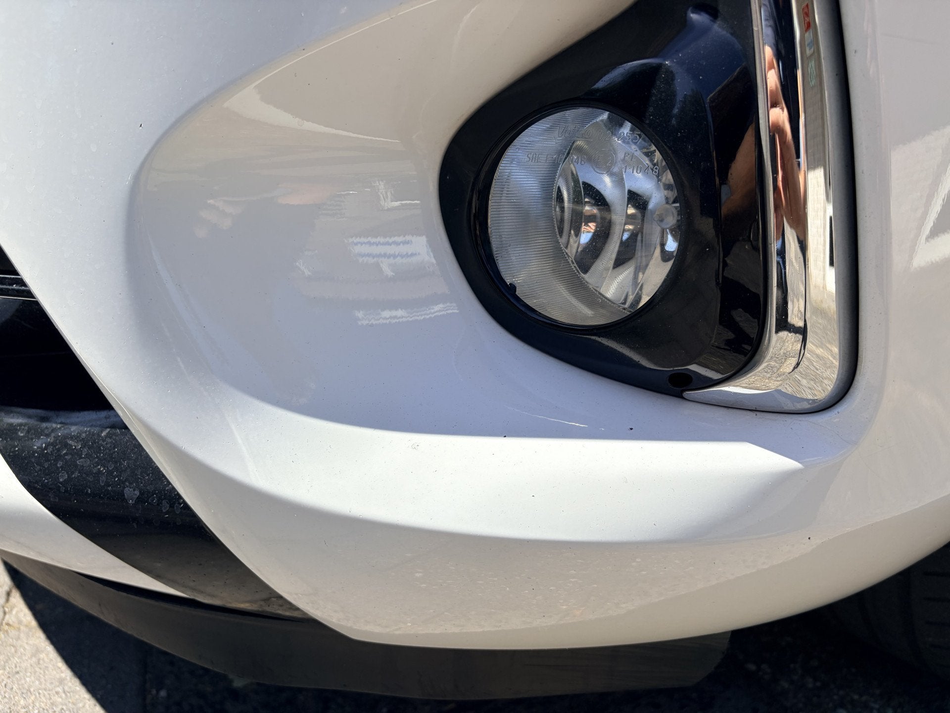 Toyota Yaris 1.5 VVT-i Dynamic Achteruitrij camera/Autom. ai, Voorwielaandrijving, Euro 6, 4 cilinders, Wit