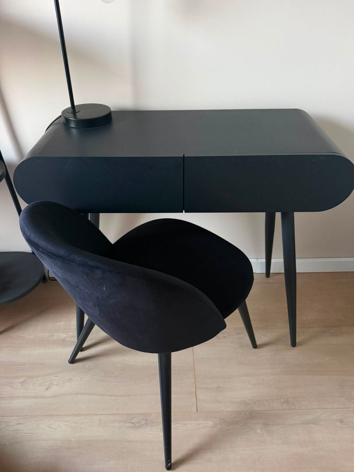 Zwart houten bureau met stoel Woood, Ophalen, Gebruikt, Hout, Modern