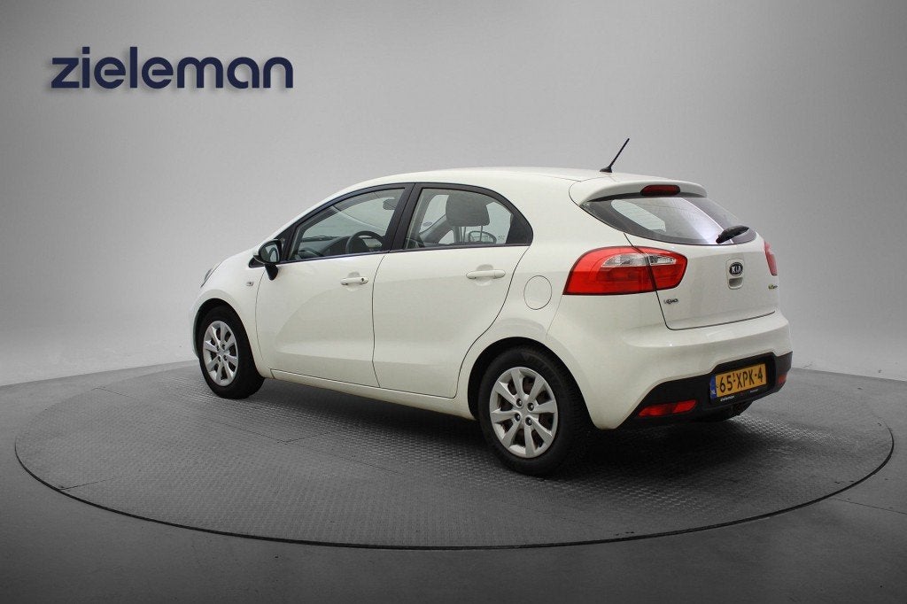 Kia RIO 1.2 CVVT Comfort Pack - Airco, Cruise, Multifunction, 21 km/l, Euro 5, 86 pk, Huisgarantie
