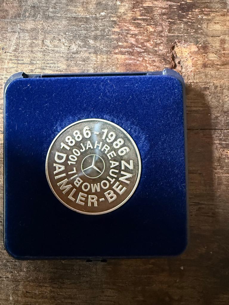 Mercedes-Benz 100 Jaar Automobiel Medaille 1886-1986, Ophalen of Verzenden, Zo goed als nieuw, Auto's
