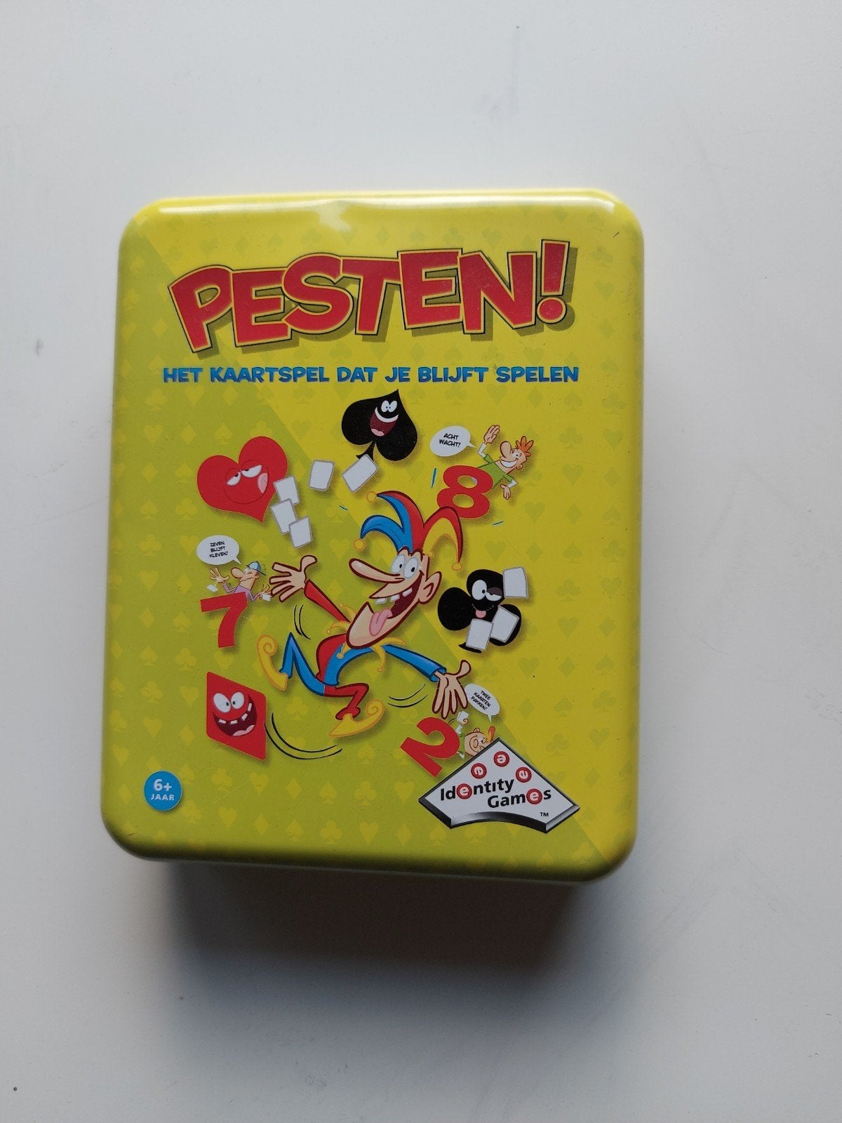 Pesten, kaartspel in blikje, Ophalen of Verzenden, Zo goed als nieuw, Kwartet(ten)