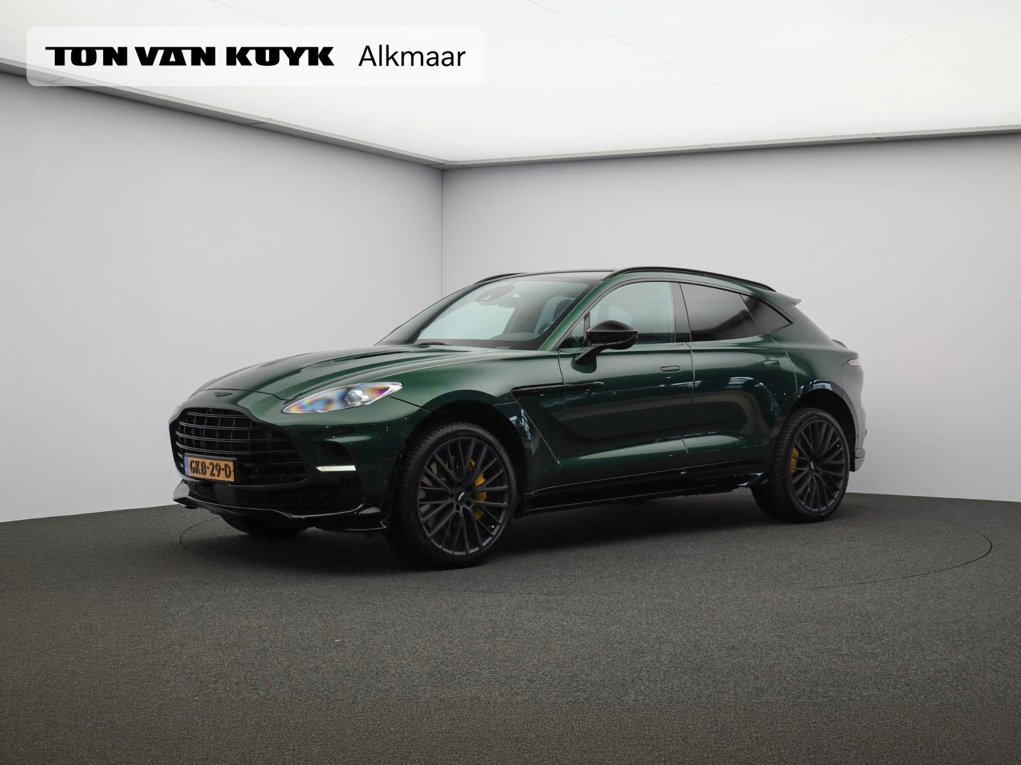 Aston Martin DBX 4.0 V8 707