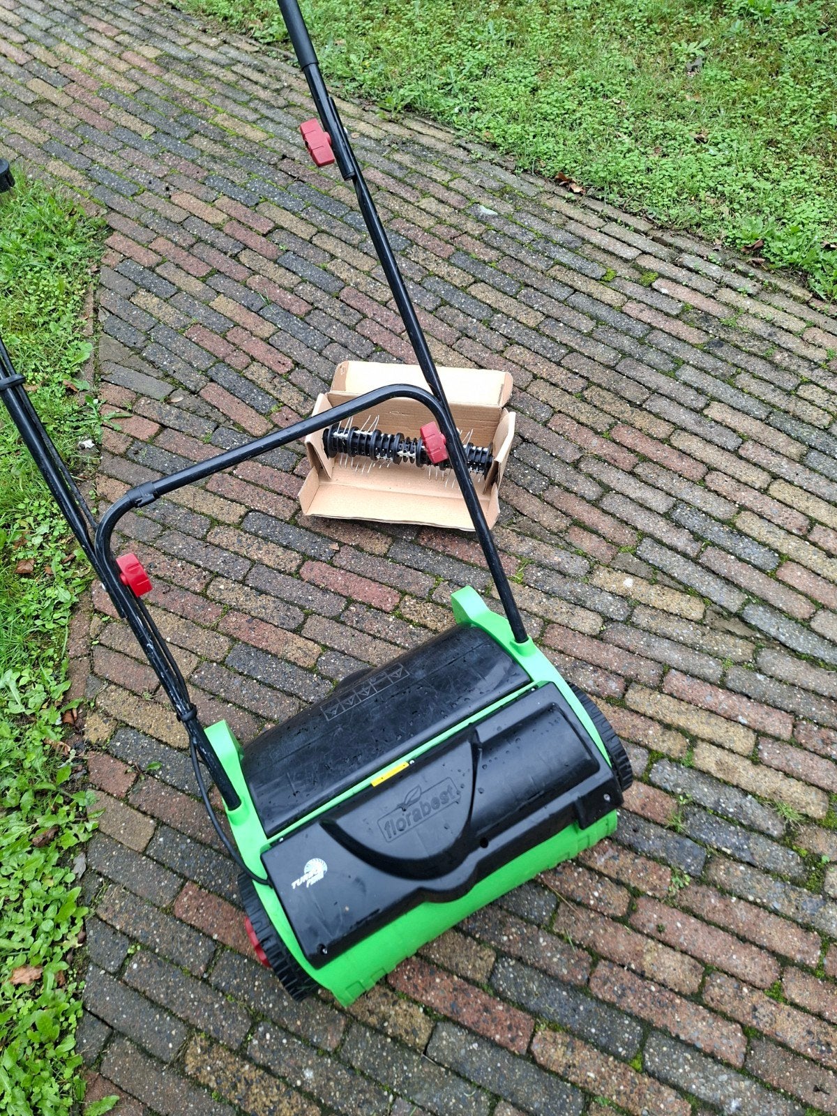 Florabest elektrische verticuteermachine, Ophalen, Zo goed als nieuw, Elektrisch, Florabest