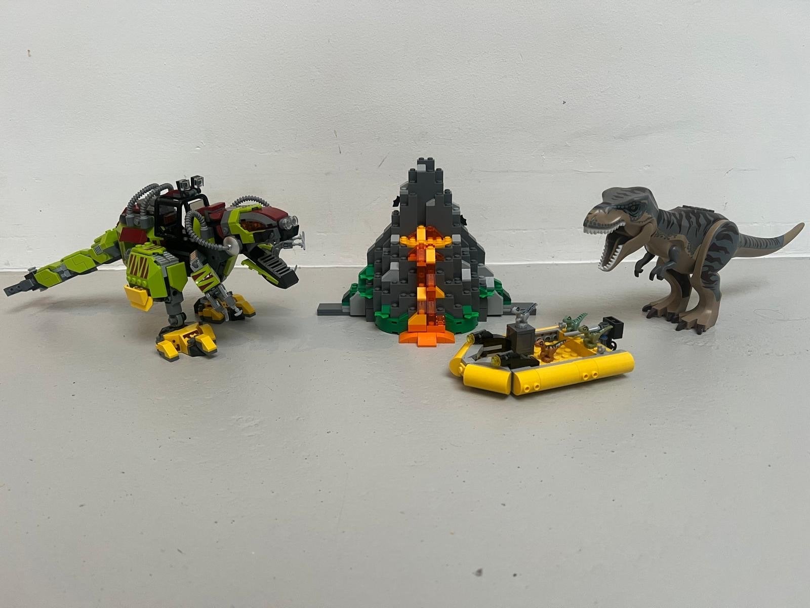 Lego 75938 T-Rex vs Dino-Mech Battle compleet met doos, Jurassic World, Lego, Ophalen of Verzenden, Zo goed als nieuw