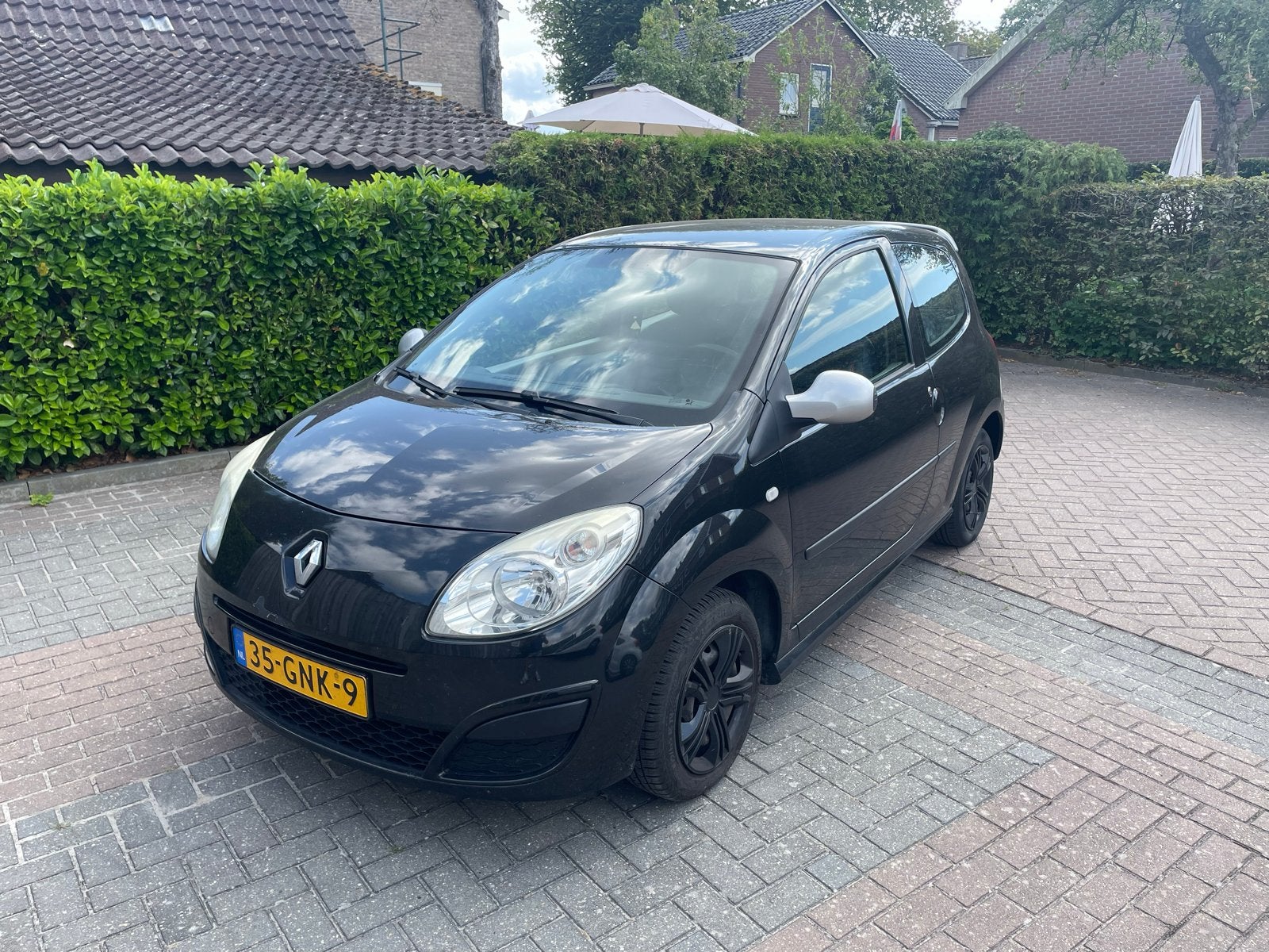 Renault Twingo 1.1 2008 Zwart, Auto's, Renault, Voorwielaandrijving, Twingo, 31 €/maand, 4 cilinders
