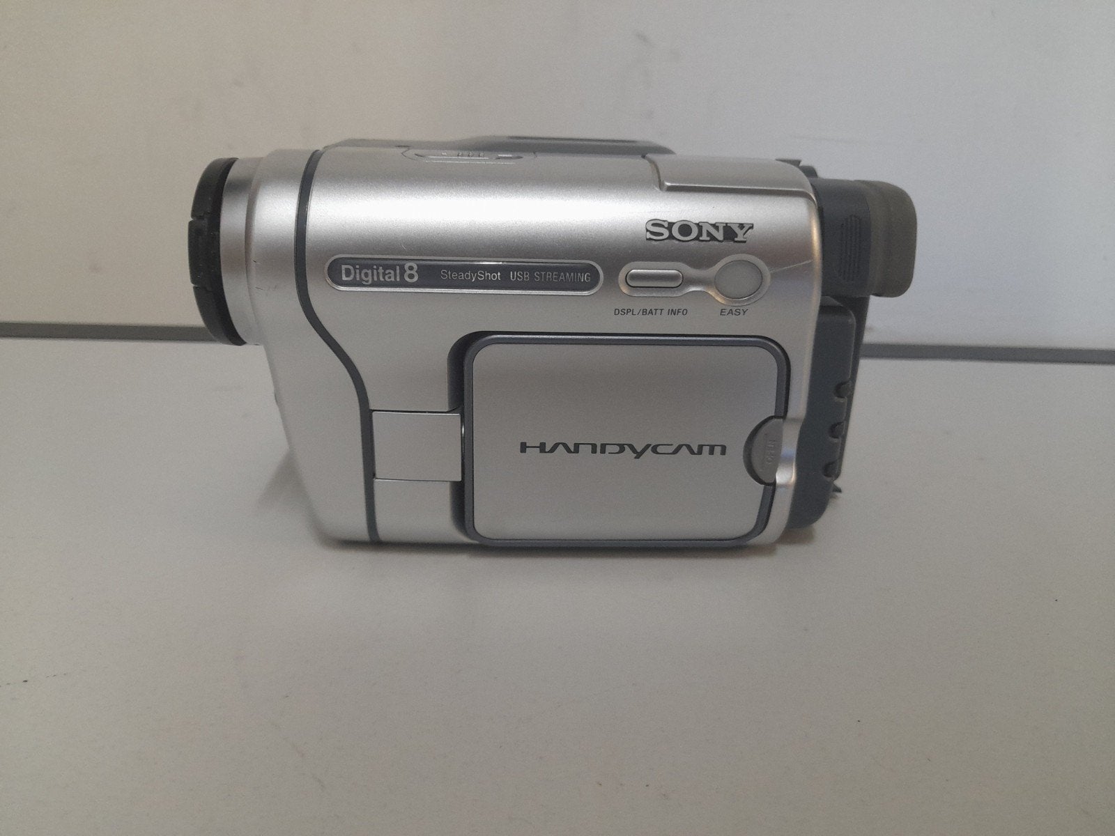 Sony Handycam Digital8 camera DCR-TRV255E PAL, Gebruikt, 20x of meer, Overige soorten, Ophalen of Verzenden