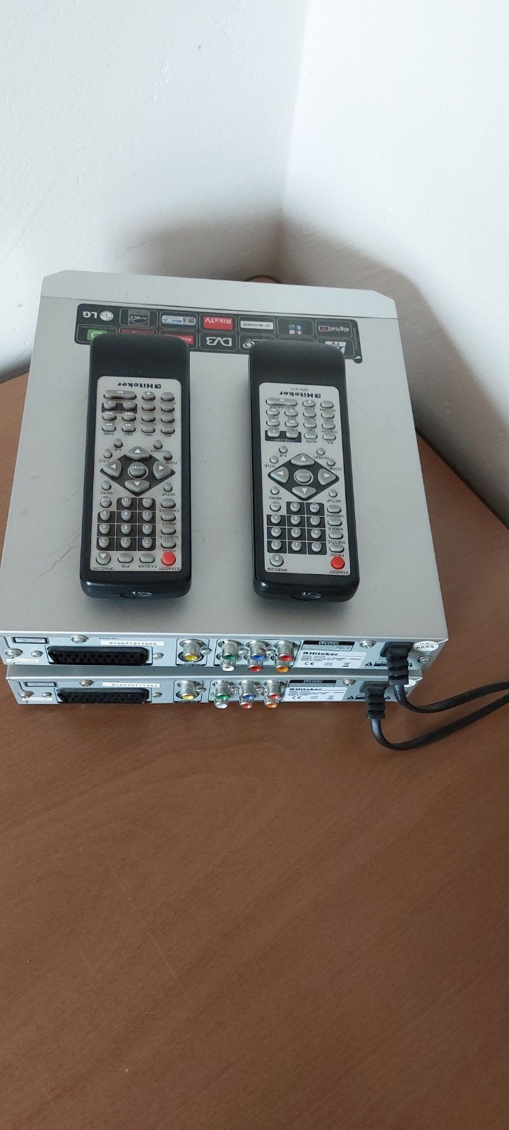 Hiteker dvd spelers met afstandbediening., Ophalen, Overige merken