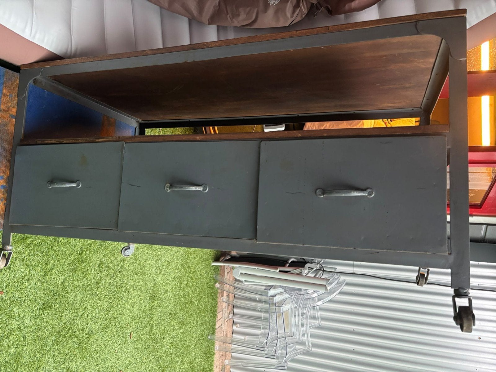 Industriële TV kast, Ophalen, Zo goed als nieuw, 25 tot 50 cm, Minder dan 100 cm