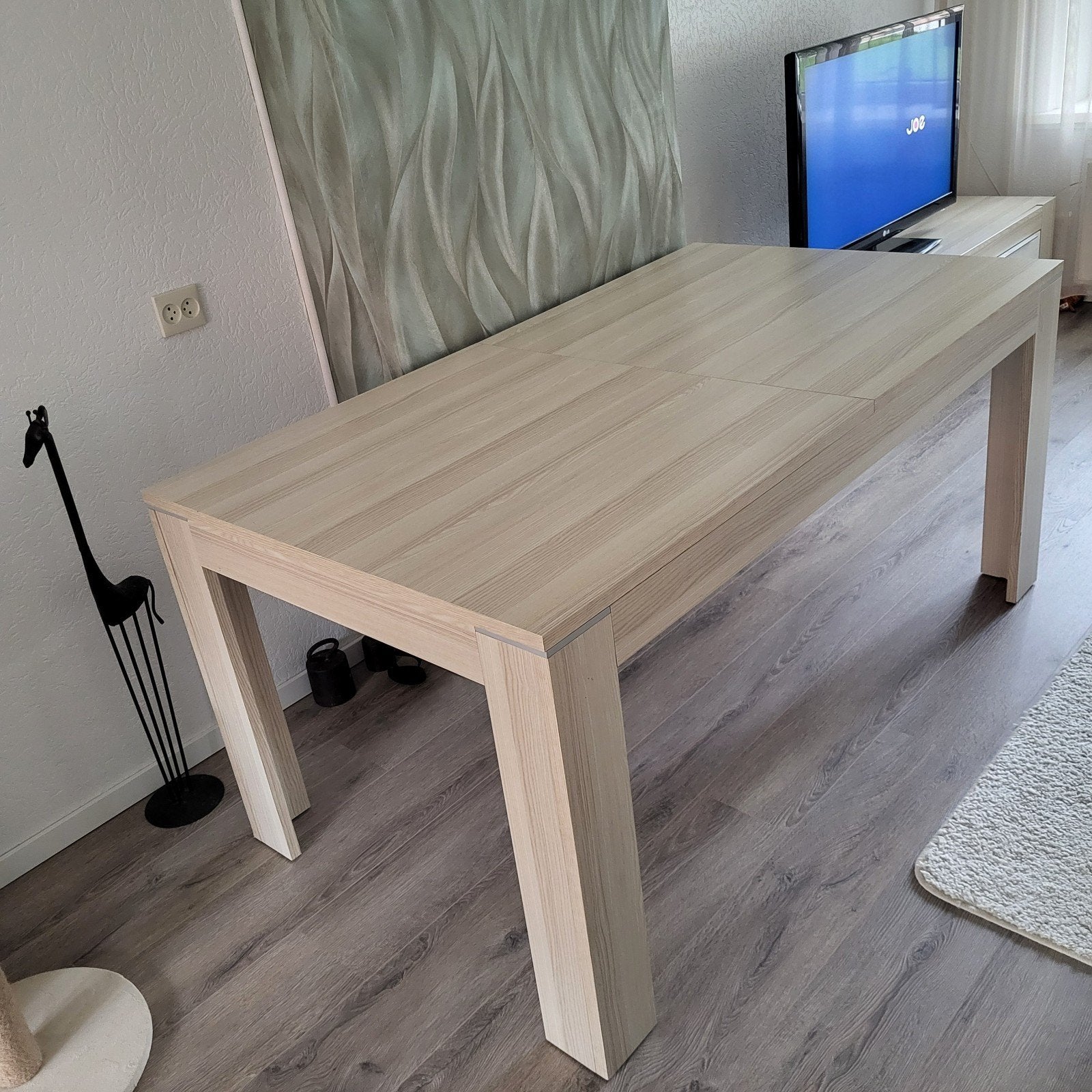 Moderne uitschuifbare eettafel - Licht hout, Ophalen, 50 tot 100 cm, Zo goed als nieuw, 150 tot 200 cm