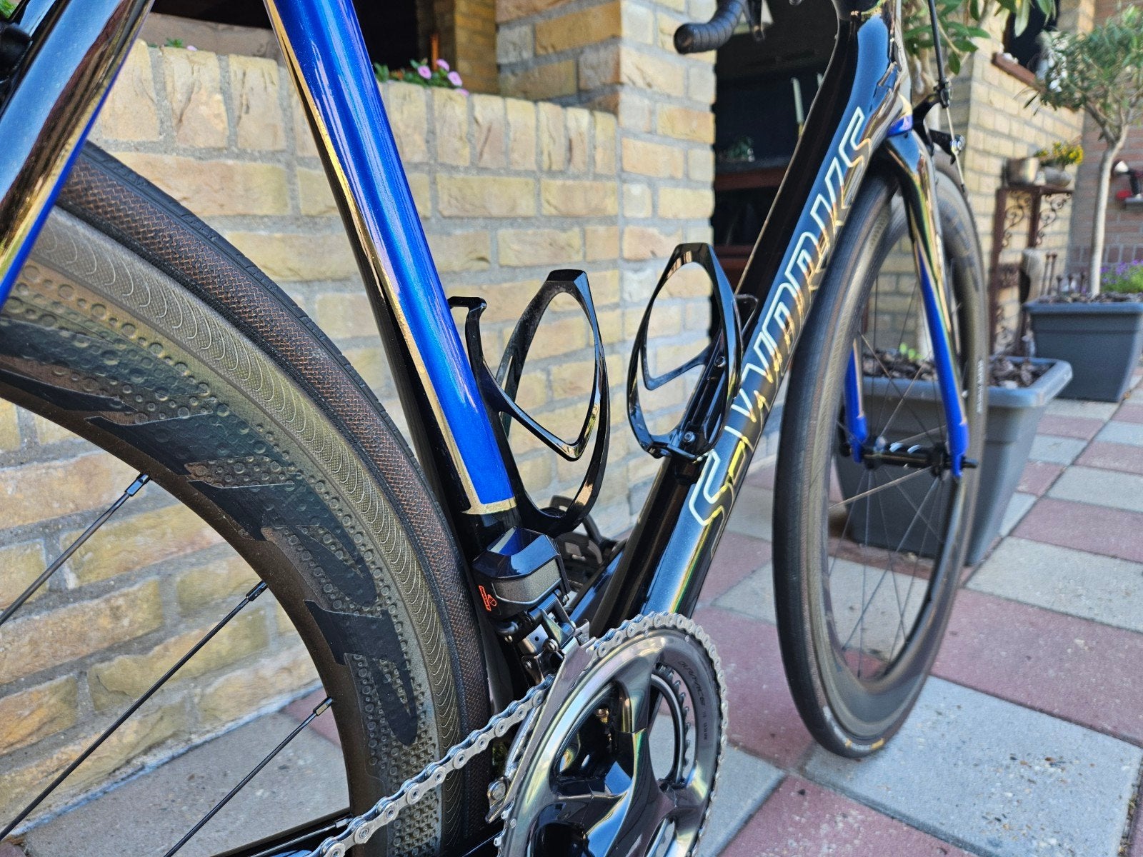 Foto 5 van Specialized S-Works Tarmac - Vincenzo Nibali Shark Edition!!