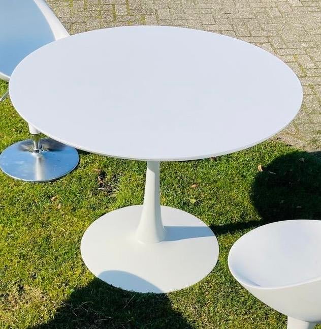 Witte ronde tafel - Bombo magistafel, Huis en Inrichting, Tafels | Eettafels, Ophalen, Kunststof, 100 tot 150 cm, Rond