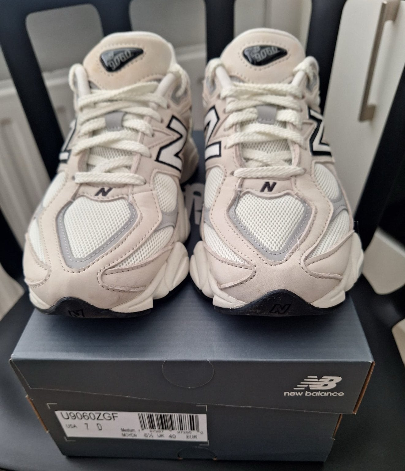 New Balance U9060 maat 40, in doos, nieuwstaat, Wit, Nieuw, Ophalen of Verzenden, Sneakers of Gympen