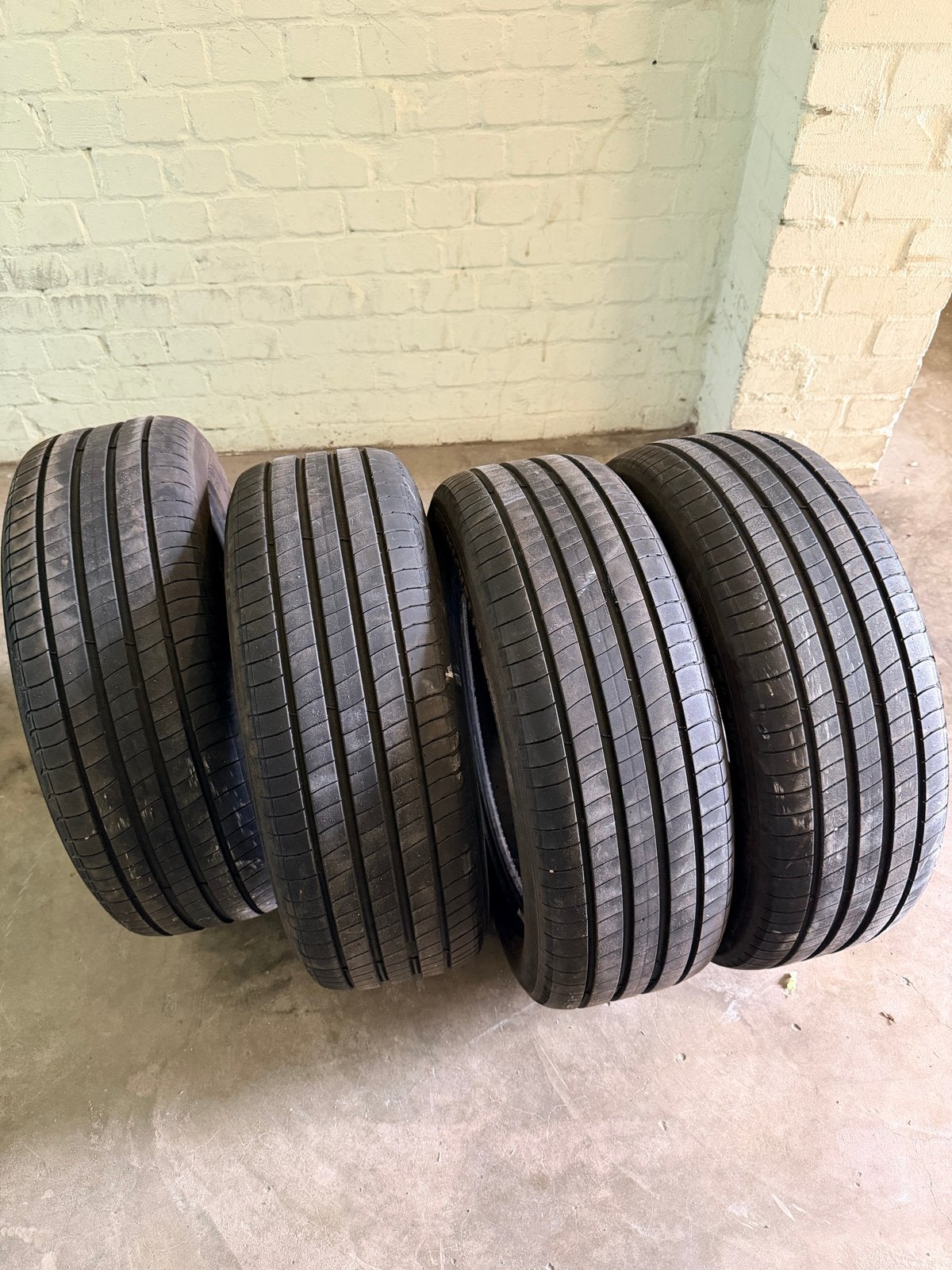 Te koop Michelin banden (4x), Gebruikt, 17 inch, 205 mm, Band(en)