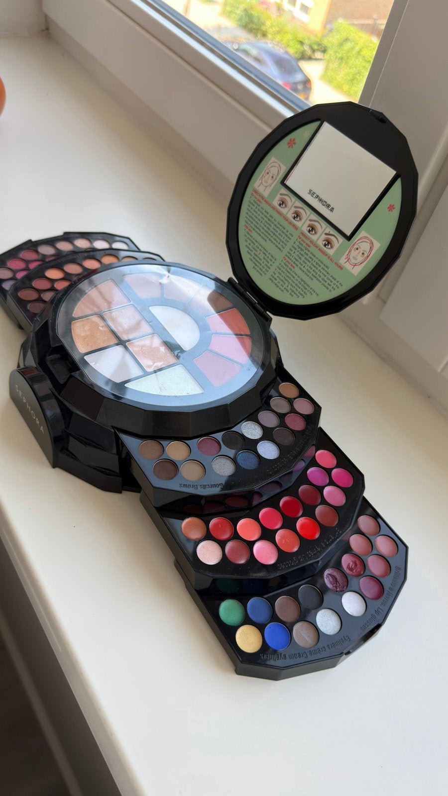 SEPHORA COLLECTION IGLOO PALACE BLOCKBUSTER PALETTE, Sieraden, Tassen en Uiterlijk, Uiterlijk | Cosmetica en Make-up, Gebruikt