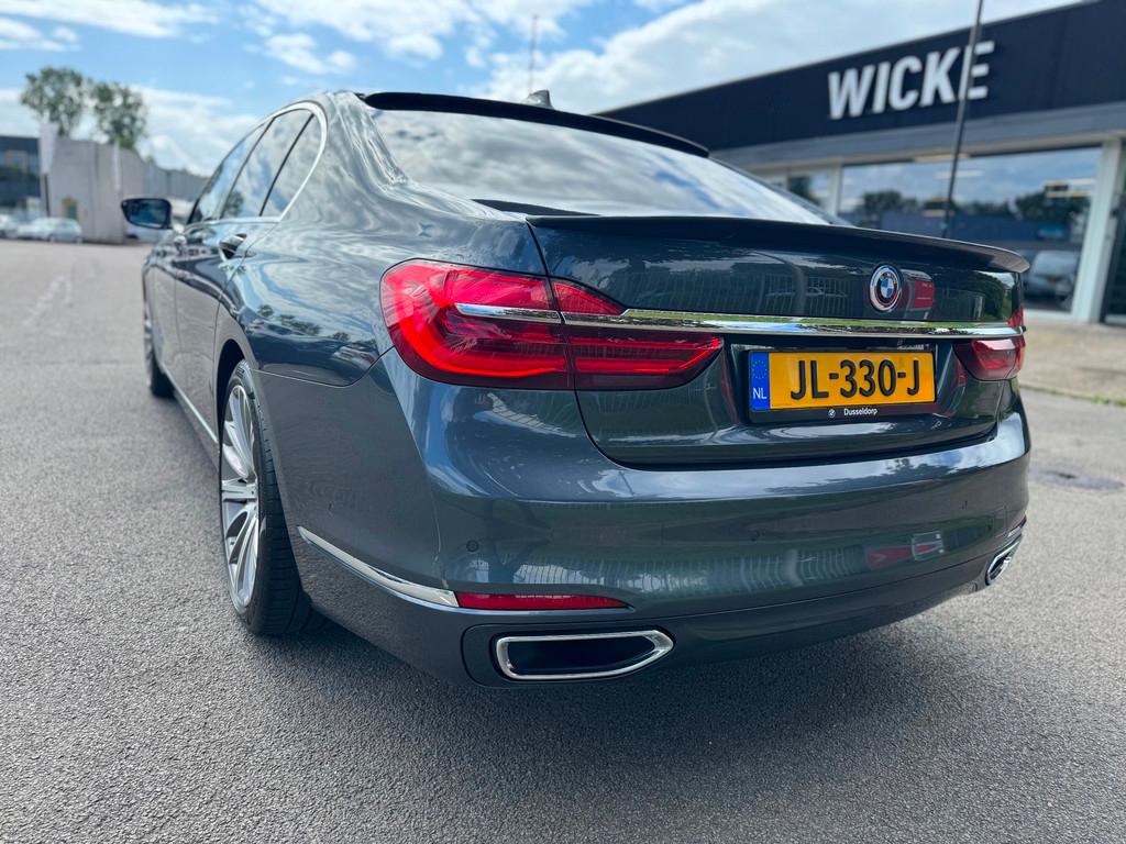 BMW 7-serie 740d xDrive Softclose HUD CARBON ventilatie, Automaat, Gebruikt, Euro 6, 2993 cc